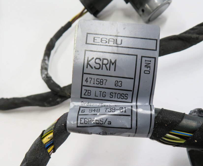 Thumbnail 4: 2006 BMW M6 ///M (E63) REAR PDC PARK DISTANCE SENSOR SET w/ HARNESS (GRAY A08)