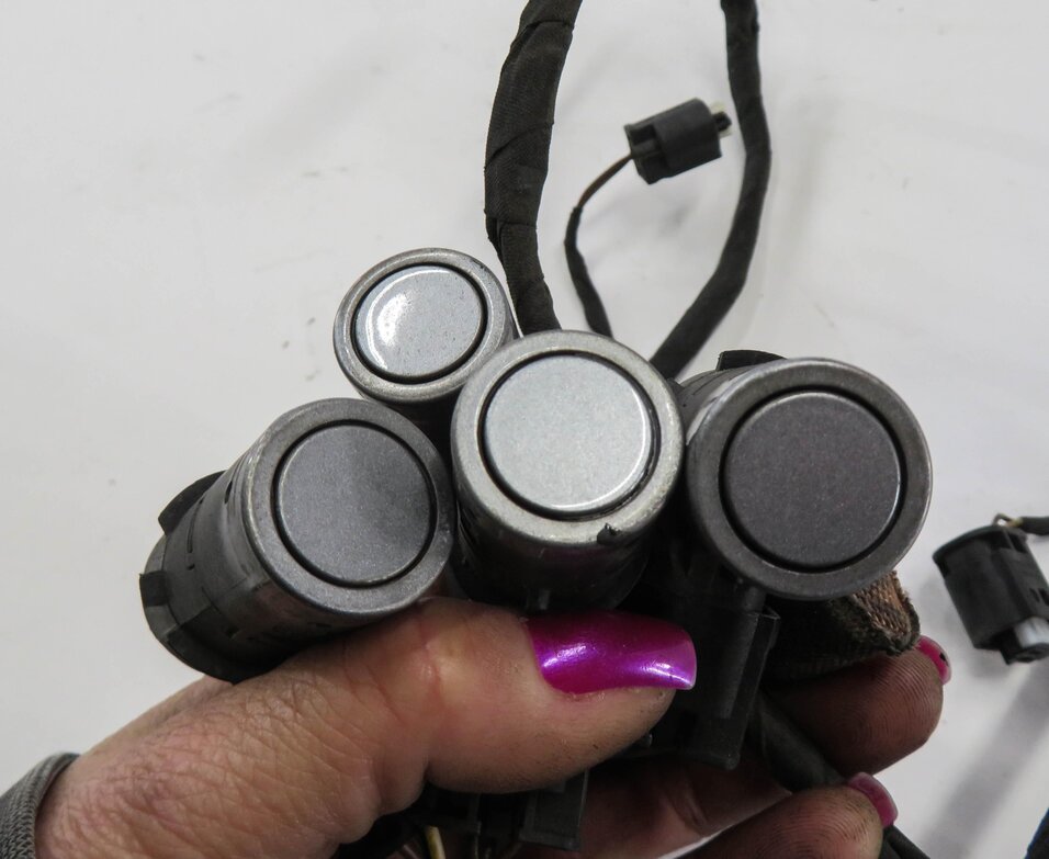 Thumbnail 5: 2006 BMW M6 ///M (E63) REAR PDC PARK DISTANCE SENSOR SET w/ HARNESS (GRAY A08)