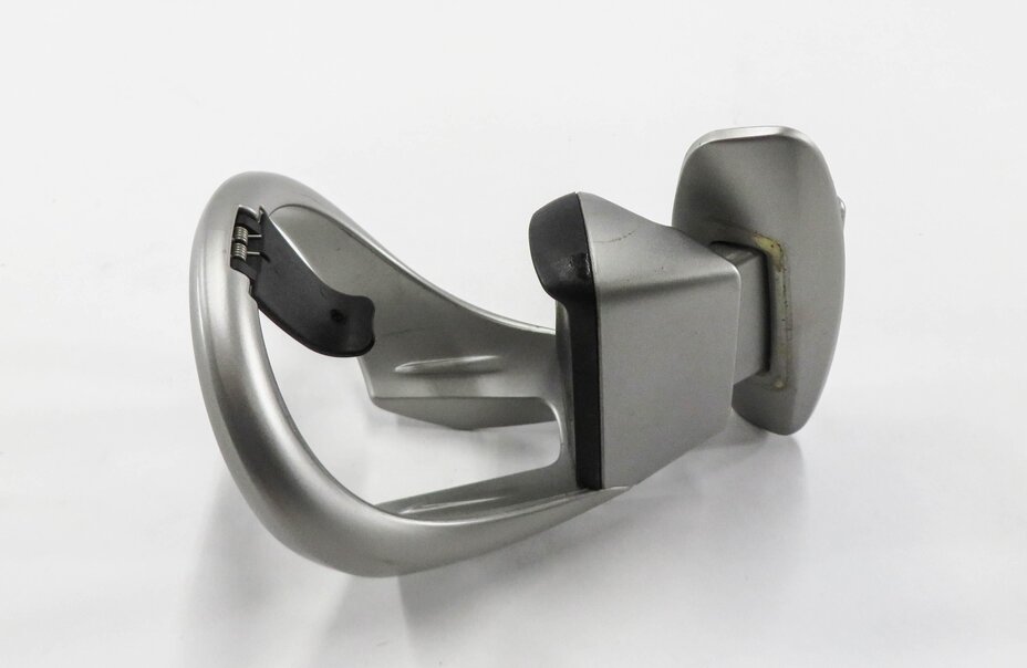 Thumbnail 3: 2006 BMW M6 ///M (E63) FRONT CENTER CONSOLE CUP HOLDER DRINK HOLDER