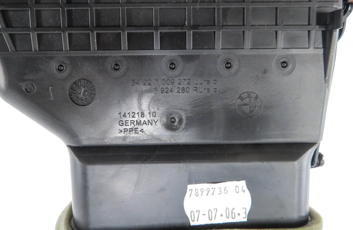 Thumbnail 5: 2006 BMW M6 ///M (E63) RIGHT FRONT PASSENGER DASH HEATER A/C AIR VENT