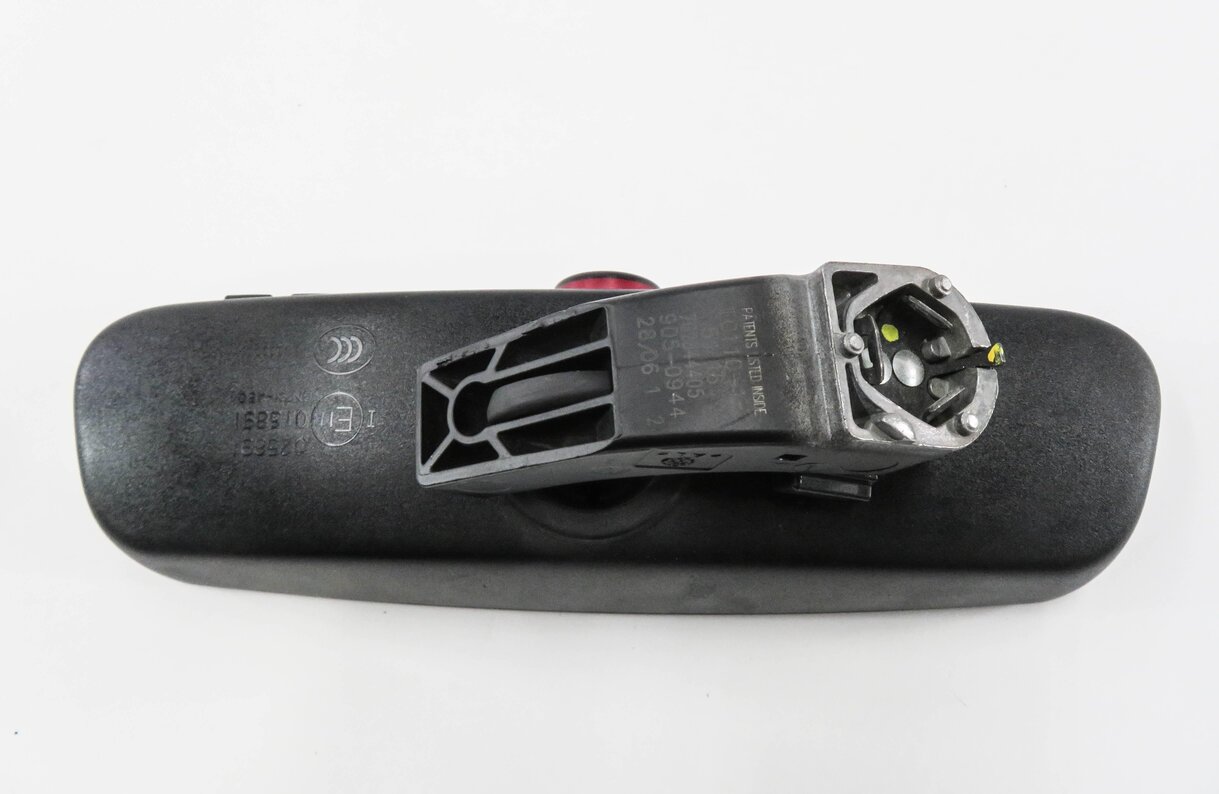 Thumbnail 4: 2006 BMW M6 ///M (E63) AUTODIM REARVIEW MIRROR w/ HOMELINK