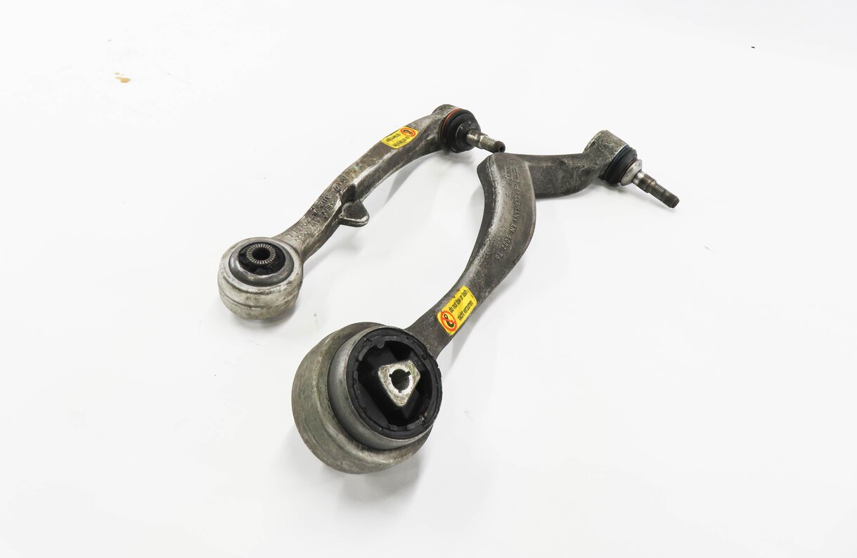 2006 BMW M6 ///M (E63) LEFT FRONT DRIVER CONTROL ARM SET-2