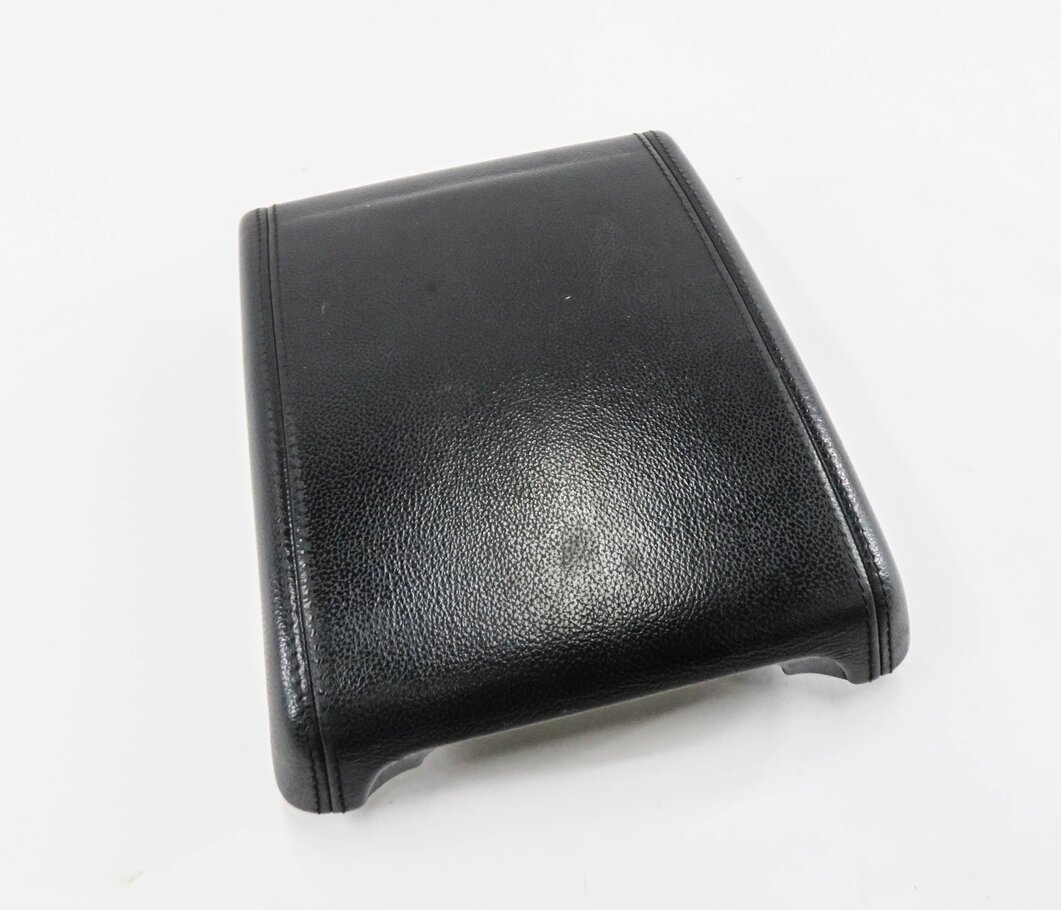 2012-2015 RANGE ROVER EVOQUE (L538) FRONT CENTER CONSOLE ARMREST LID (BLACK)