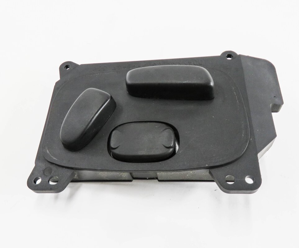 Thumbnail 3: 2012 RANGE ROVER EVOQUE (L538) LEFT FRONT DRIVER SEAT ADJUSTMENT SWITCH