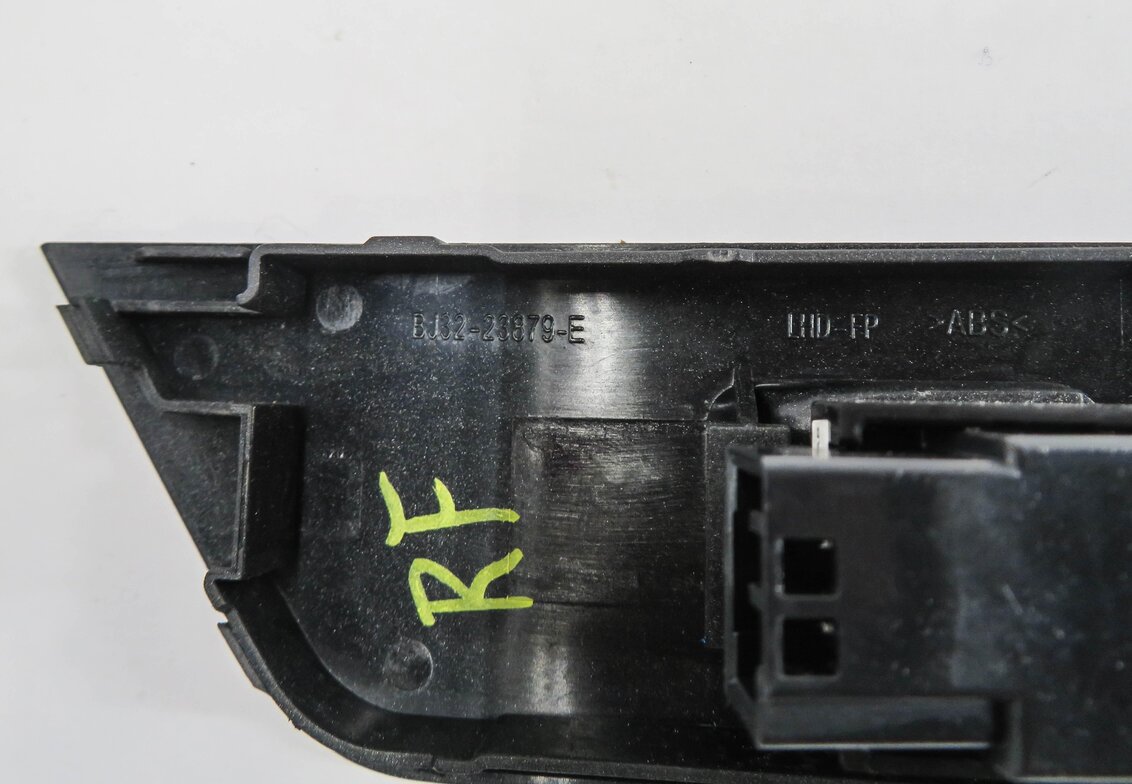 Thumbnail 5: 2012 RANGE ROVER EVOQUE (L538) RIGHT FRONT PASSENGER DOOR POWER WINDOW SWITCH
