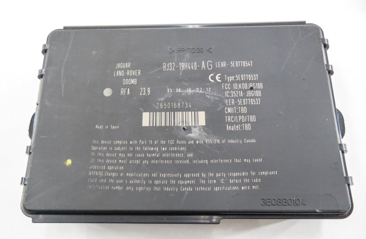 Thumbnail 6: 2012 RANGE ROVER EVOQUE (L538) 2.0T ENGINE FUSE BOX IMMOBILIZER MODULE KEY SET