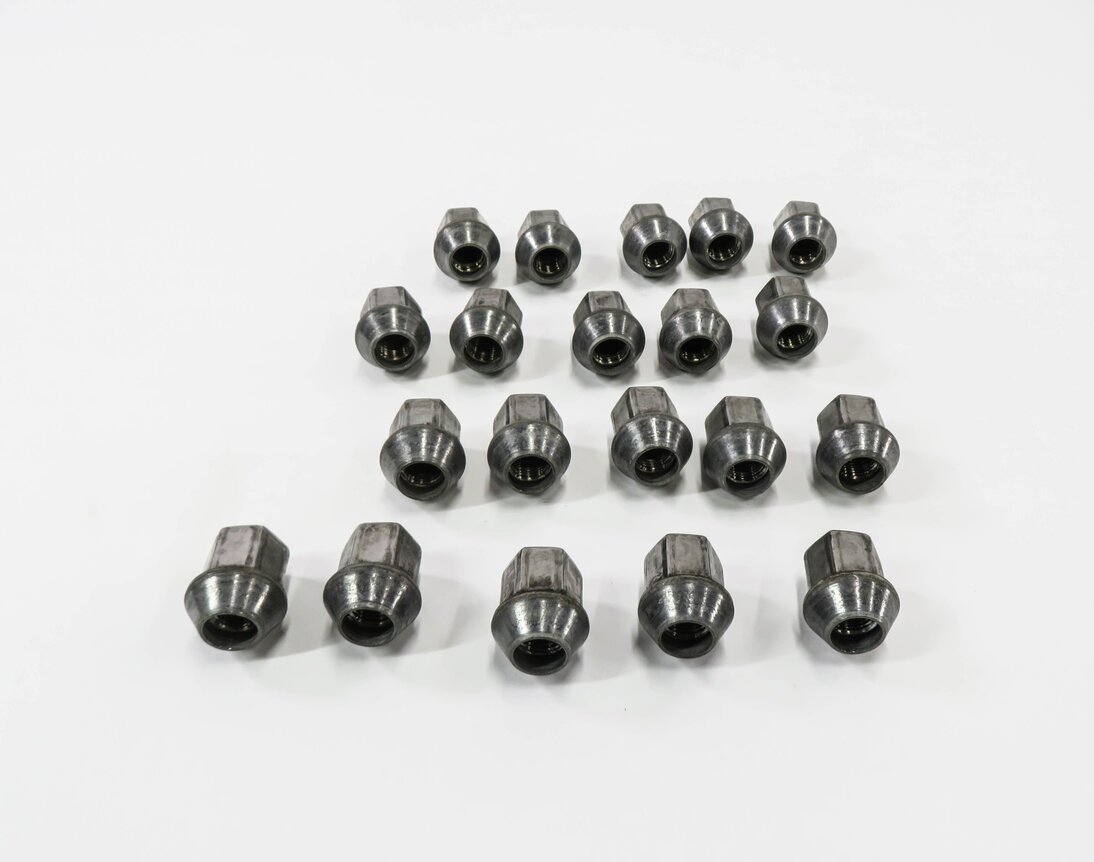 Thumbnail 2: 2008-2020 LAND ROVER LR2 DISCOVERY SPORT RANGE ROVER EVOQUE VALAR - LUG NUT SET