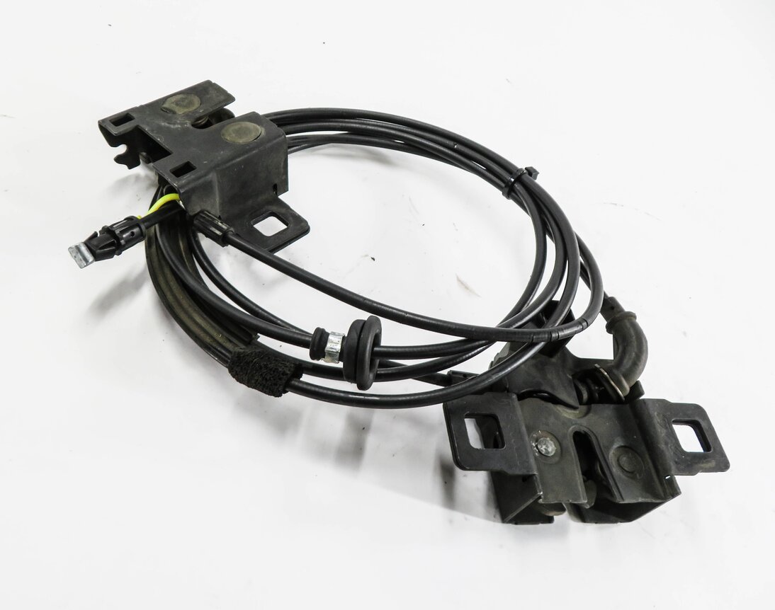 Thumbnail 2: 2012 RANGE ROVER EVOQUE (L538) FRONT LEFT & RIGHT LOWER HOOD LOCK LATCH SET