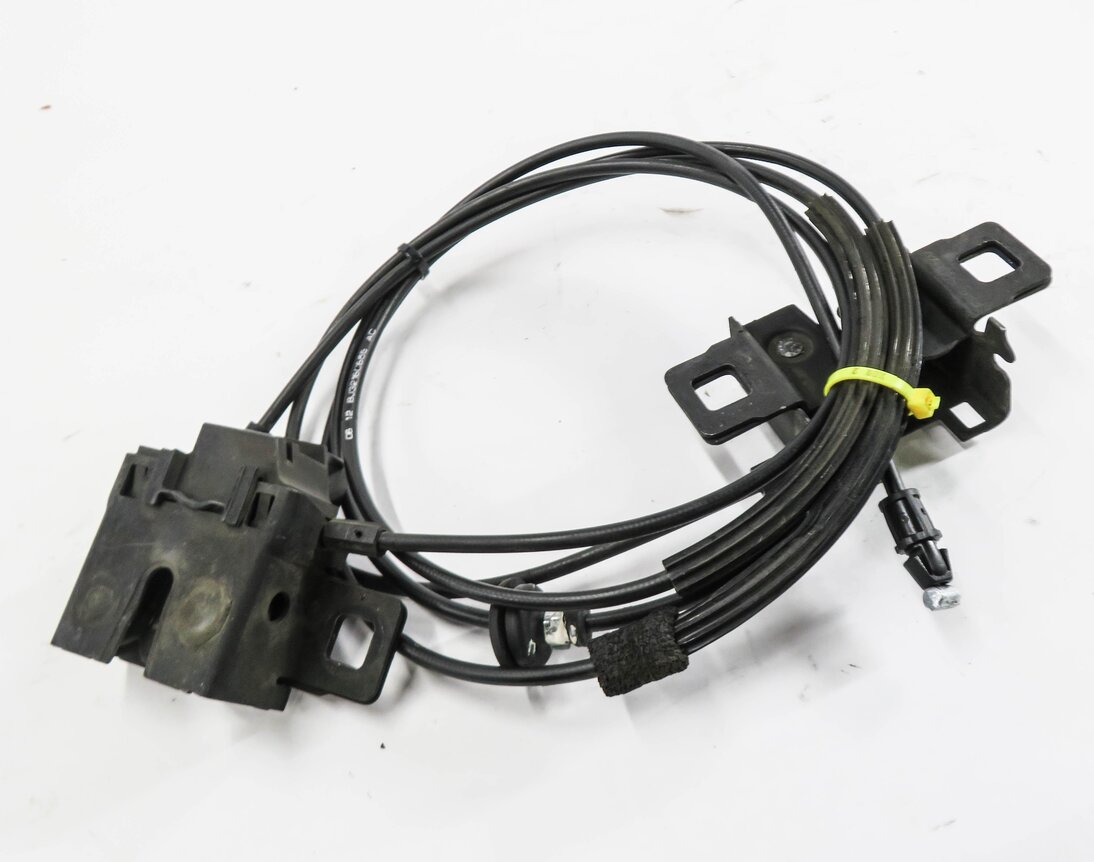 Thumbnail 3: 2012 RANGE ROVER EVOQUE (L538) FRONT LEFT & RIGHT LOWER HOOD LOCK LATCH SET