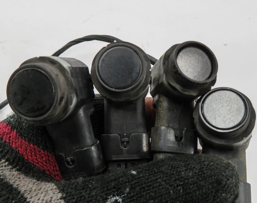 Thumbnail 5: 2012 RANGE ROVER EVOQUE (L538) REAR PDC PARK DISTANCE SENSOR SET w/ HARNESS GRAY
