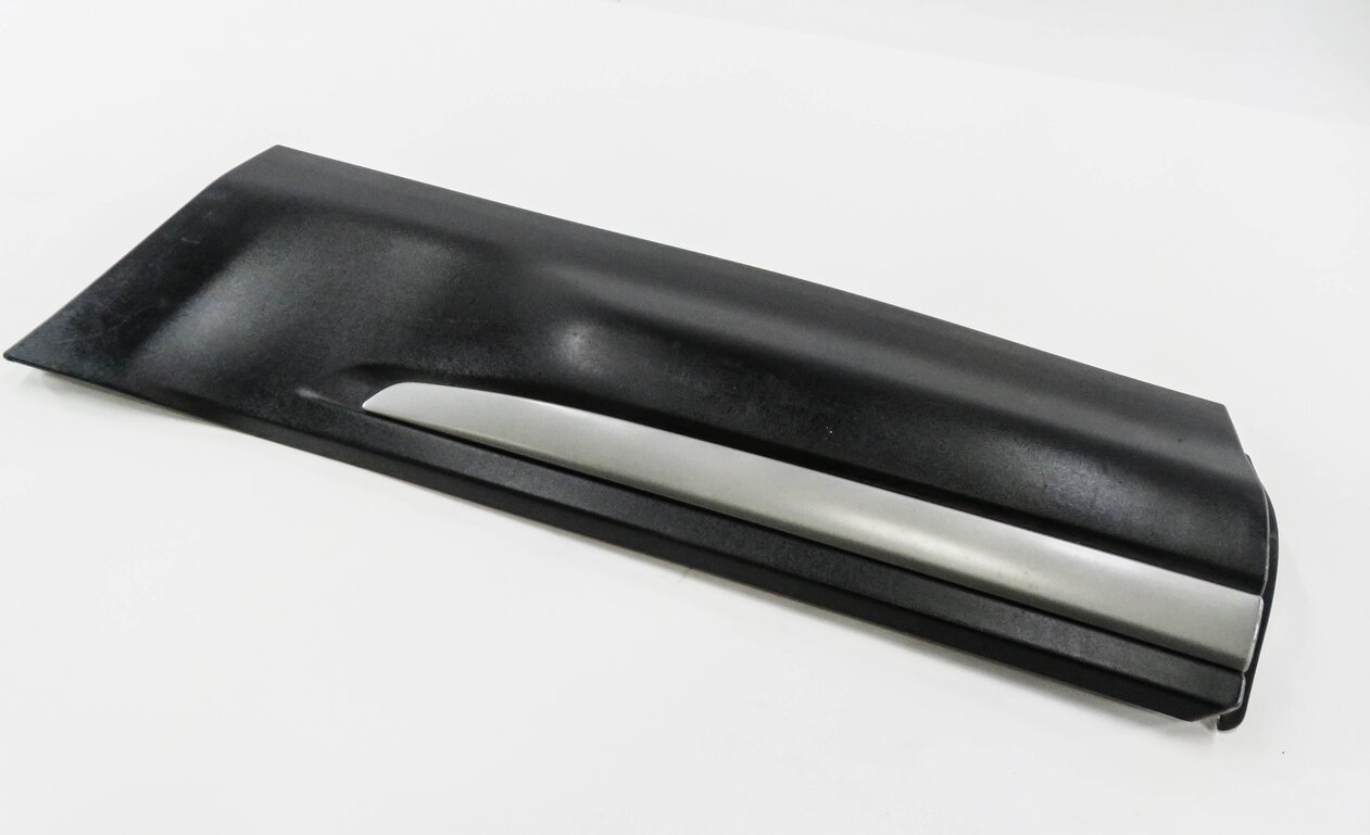 2012 RANGE ROVER EVOQUE (L538) LEFT REAR DOOR LOWER TRIM MOULDING PANEL (BLACK)