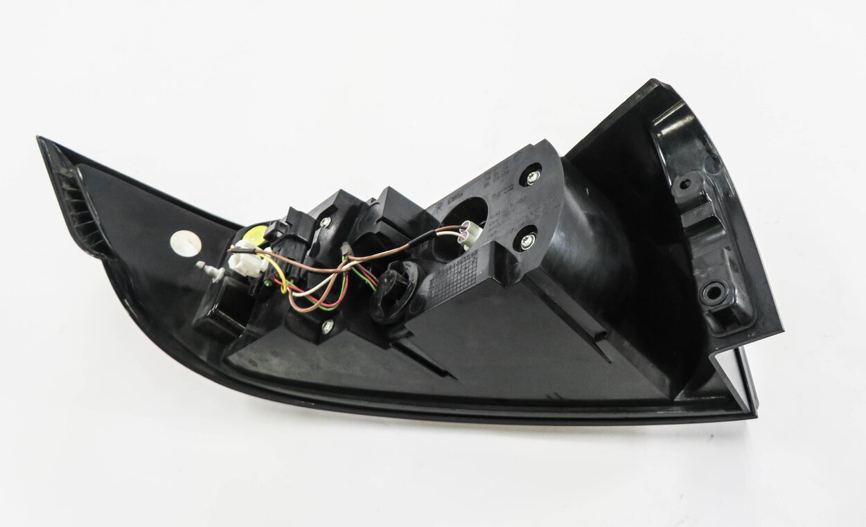 Thumbnail 5: 2012-2015 RANGE ROVER EVOQUE (L538) RIGHT PASSENGER TAILLIGHT BRAKE LIGHT LAMP