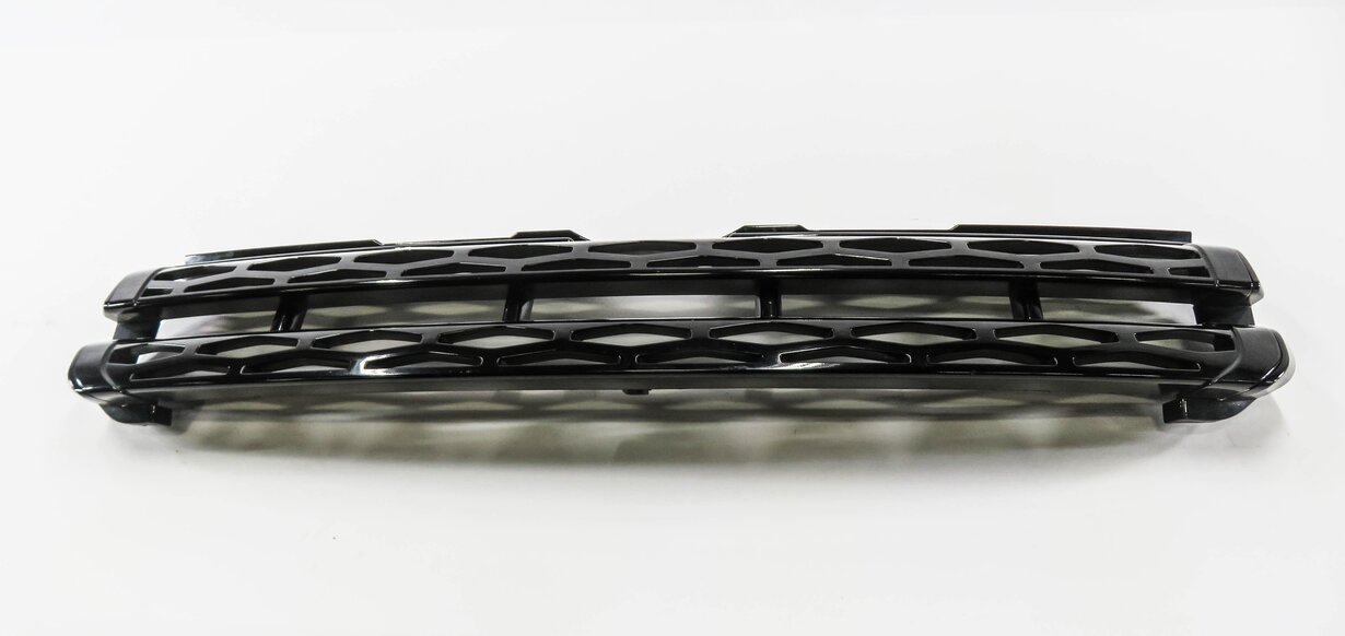 Thumbnail 2: 2012 RANGE ROVER EVOQUE (L538) FRONT UPPER CENTER HOOD AIR VENT GRILLE TRIM