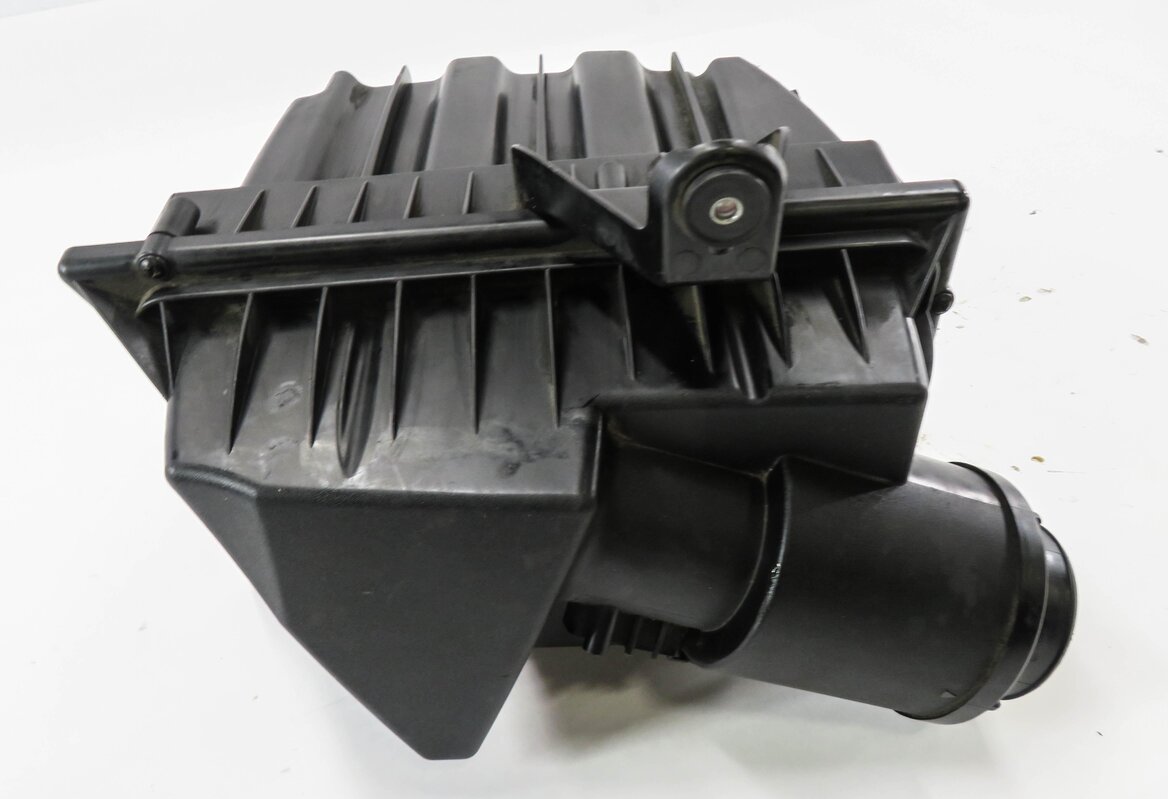 Thumbnail 4: 2012-2013 RANGE ROVER EVOQUE (L538) AIR FILTER BOX AIR CLEANER HOUSING