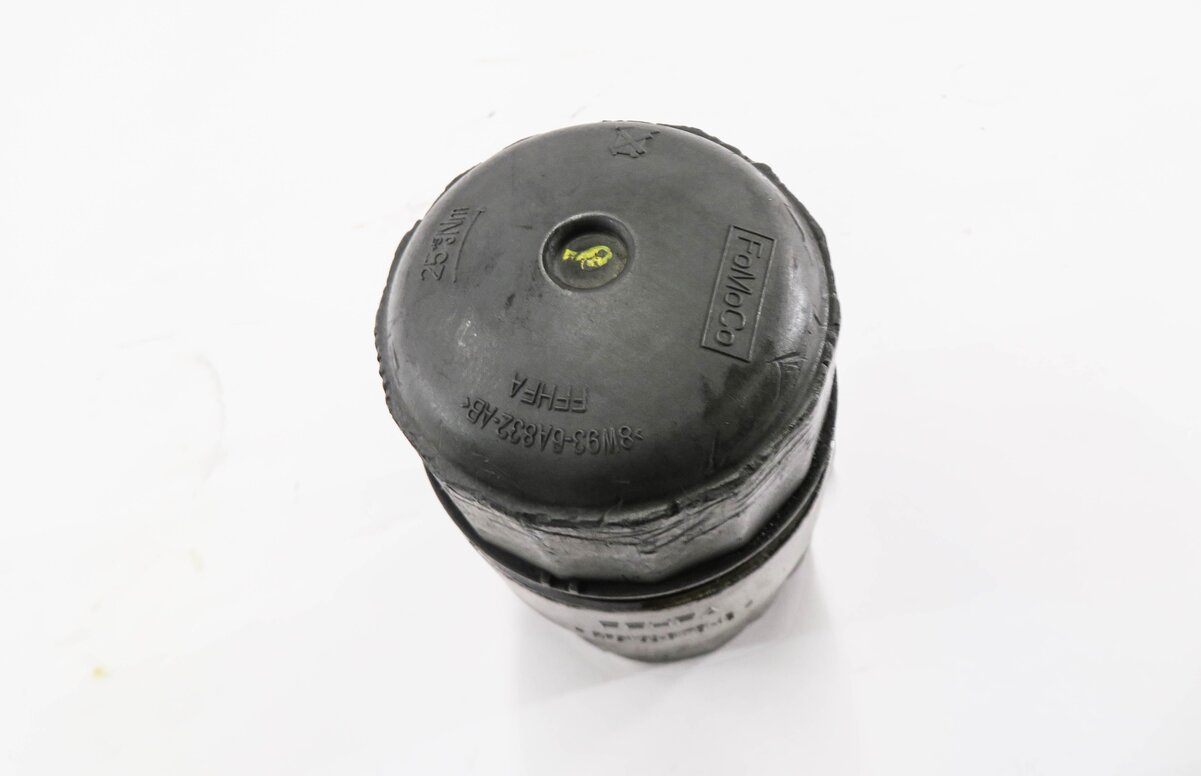 Thumbnail 4: 2010 RANGE ROVER SPORT (L320) 5.0L AJ133 V8 ENGINE - OIL FILTER HOUSING w/ CAP