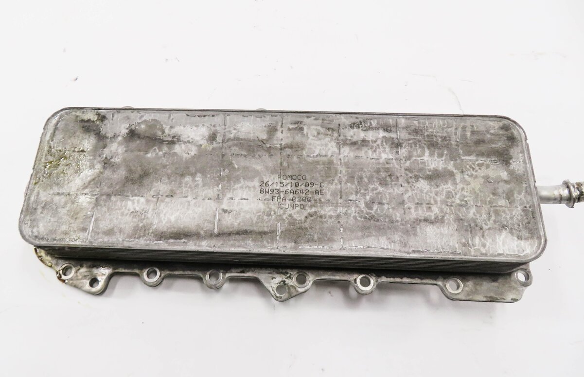 Thumbnail 3: 10-18 DISCOVERY LR4 RANGE ROVER SPORT (L320 L322 L405 L494) ENGINE OIL COOLER