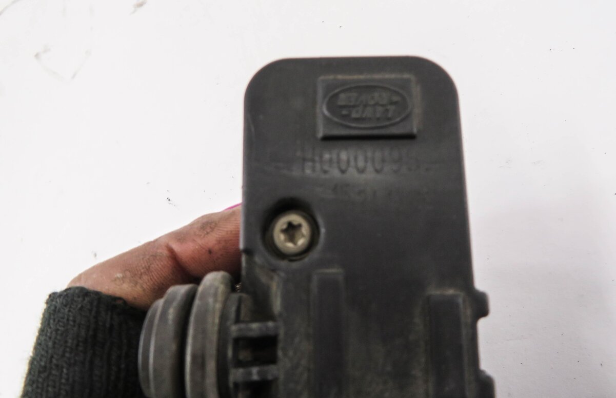 Thumbnail 5: 2010 RANGE ROVER SPORT (L320) AIR SUSPENSION VALVE BLOCK SET-3