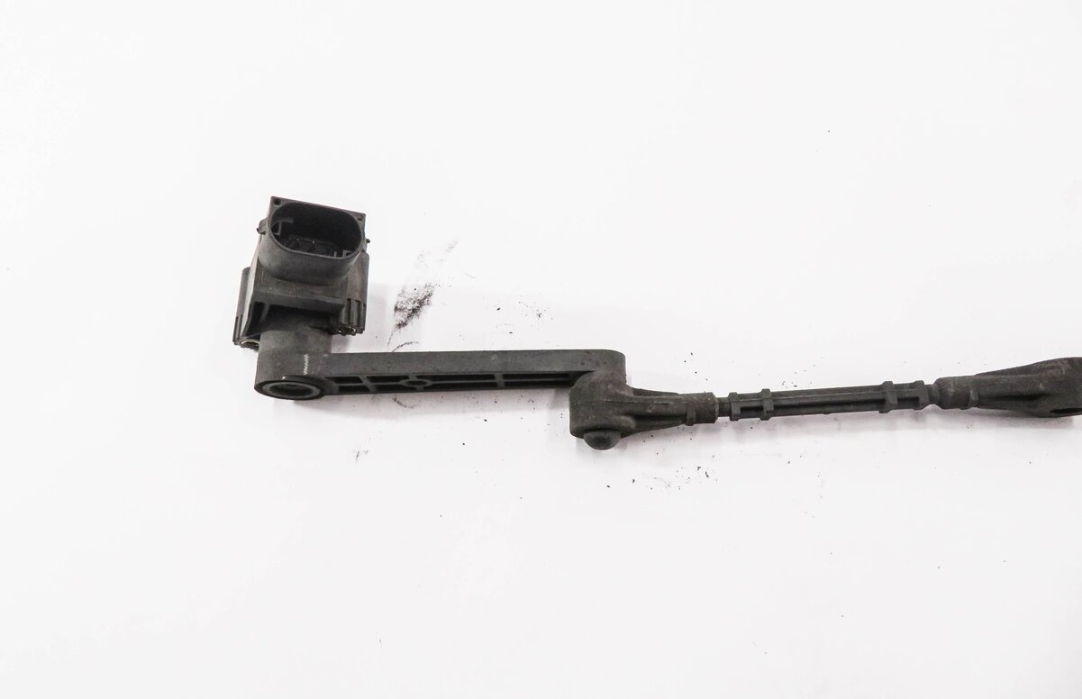 Thumbnail 3: 2010 RANGE ROVER SPORT (L320) LEFT DRIVER REAR SUSPENSION HEIGHT LEVEL SENSOR