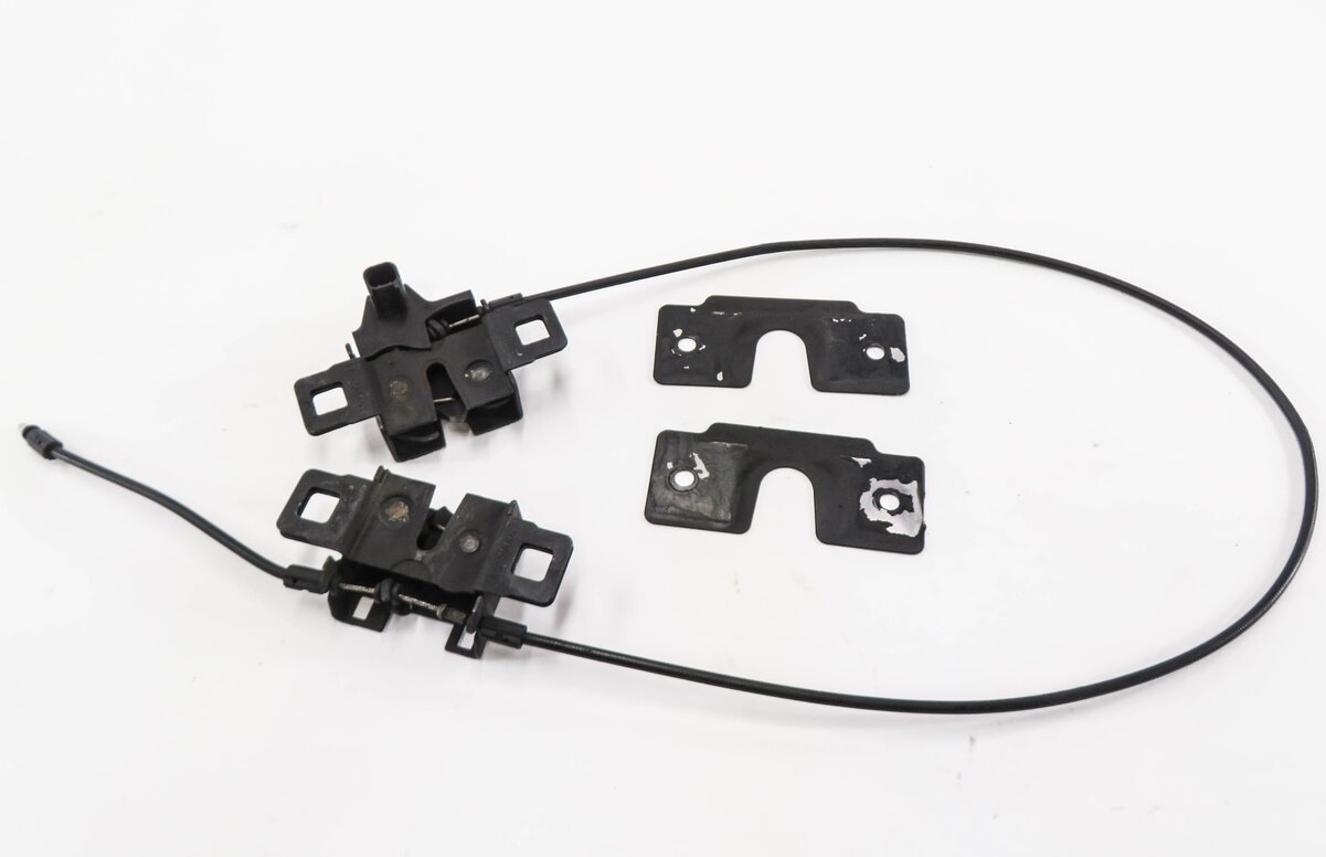 Thumbnail 2: 2010 RANGE ROVER SPORT (L320) FRONT LEFT & RIGHT LOWER HOOD LOCK LATCH SET