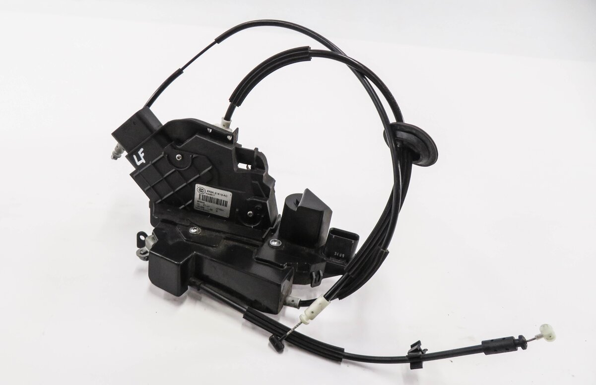 Thumbnail 1: 2010-2019 RANGE ROVER SPORT (L320) EVOQUE LR4 LEFT FRONT PASSIVE DOOR LATCH