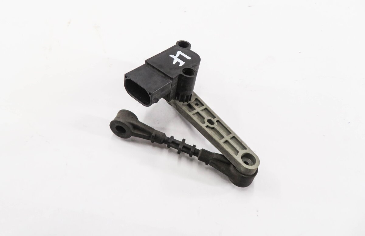 2010 RANGE ROVER SPORT (L320) LEFT FRONT DRIVER SUSPENSION HEIGHT LEVEL SENSOR