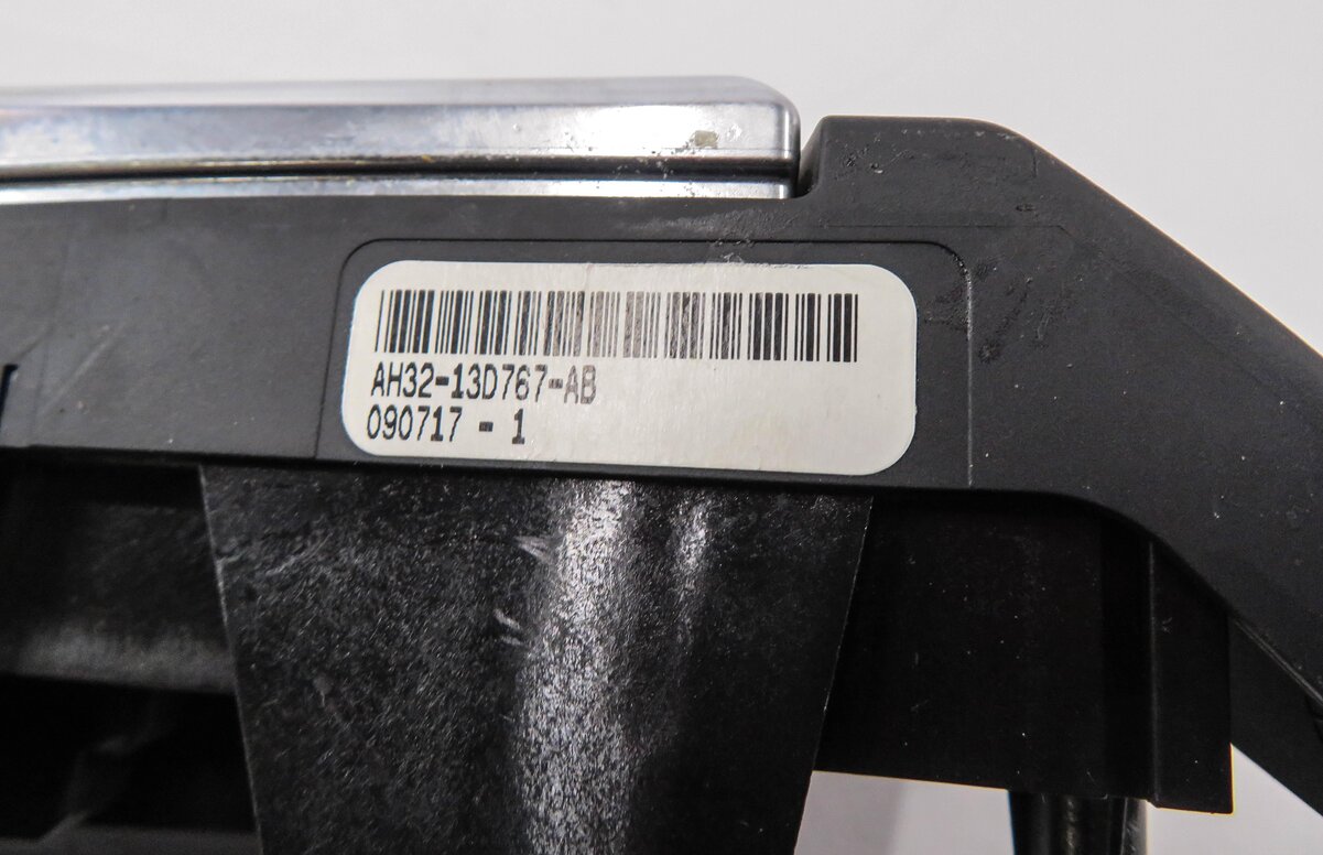 Thumbnail 7: 2010 RANGE ROVER SPORT (L320) HEATED STEERING WHEEL SWITCH BUTTON SET-2