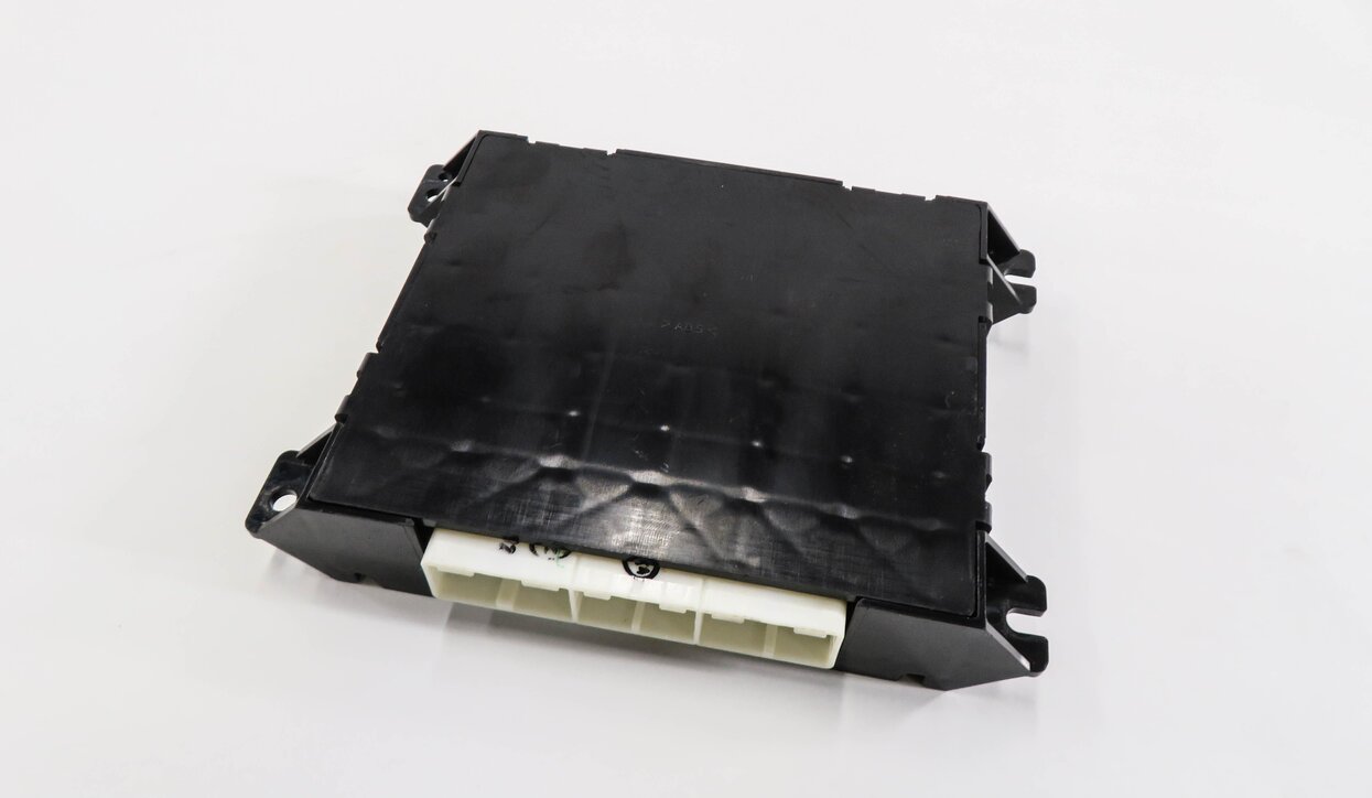 2010-2011 RANGE ROVER SPORT (L320) TEMPERATURE HEATER A/C CANBUS CONTROL MODULE