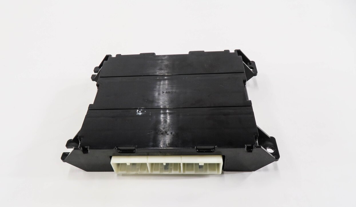 Thumbnail 3: 2010-2011 RANGE ROVER SPORT (L320) TEMPERATURE HEATER A/C CANBUS CONTROL MODULE