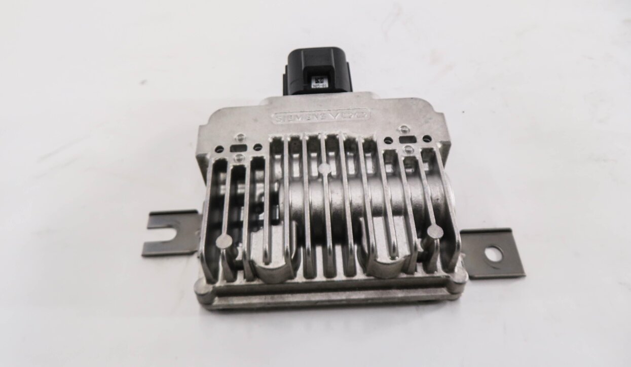 Thumbnail 2: 2010-2015 LR2 LR4 EVOQUE RANGE ROVER SPORT (L320 L538) FUEL PUMP CONTROL MODULE