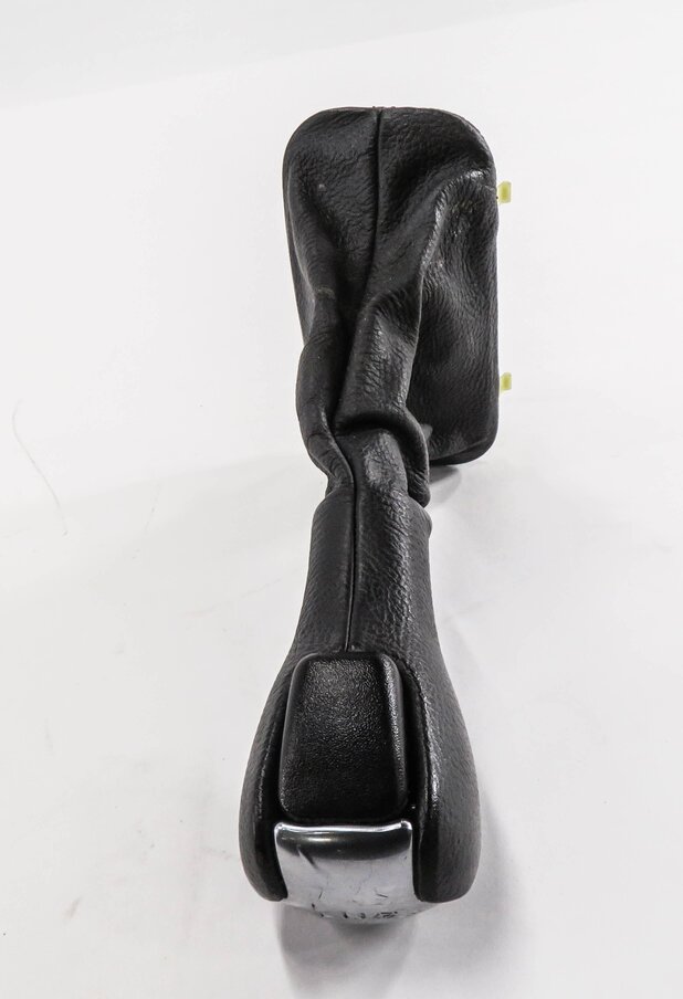 Thumbnail 3: 2010 RANGE ROVER SPORT (L320) GEAR SHIFTER SHIFT KNOB w/ BOOT