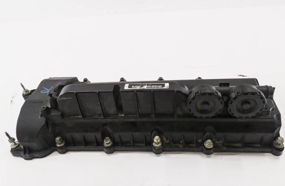 Thumbnail 2: 2010-2018 RANGE ROVER SPORT (L320 L322 L405 L494) 5.0L V8 - RIGHT VALVE COVER
