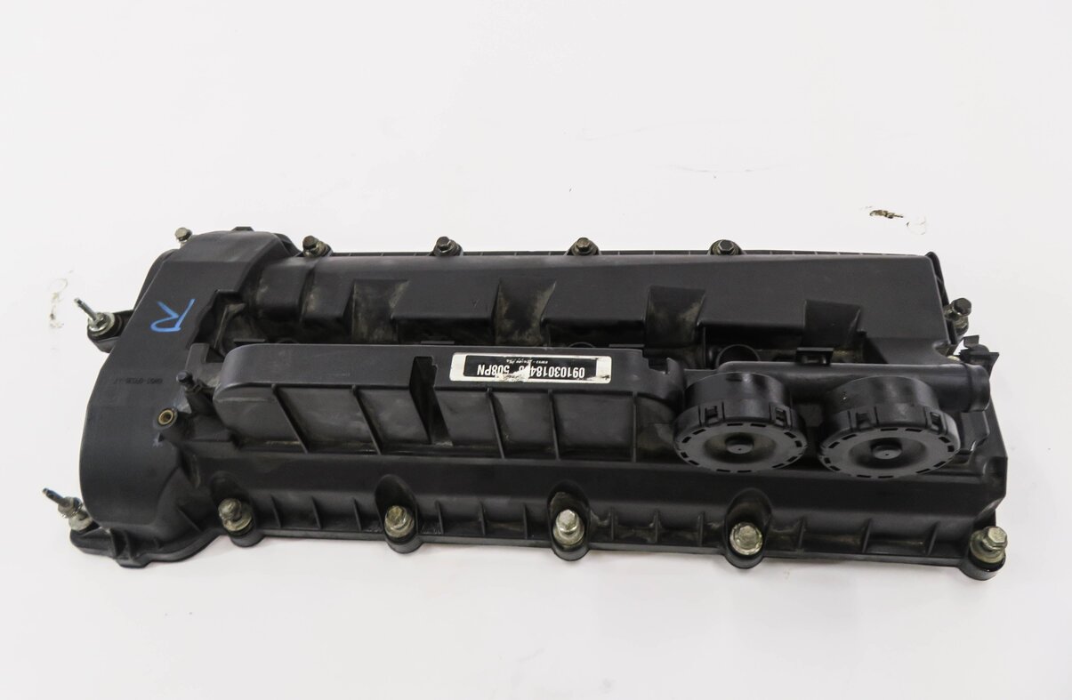 Thumbnail 3: 2010-2018 RANGE ROVER SPORT (L320 L322 L405 L494) 5.0L V8 - RIGHT VALVE COVER