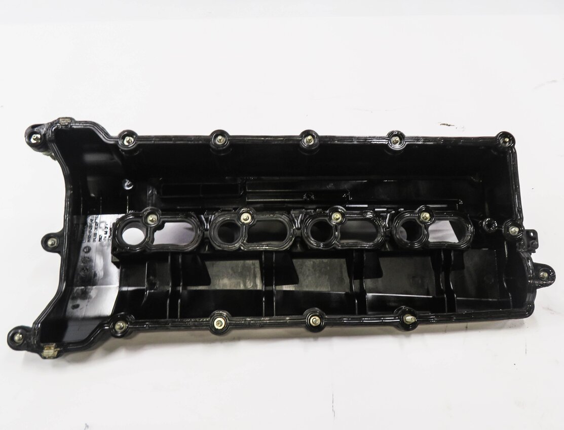 Thumbnail 4: 2010-2018 RANGE ROVER SPORT (L320 L322 L405 L494) 5.0L V8 - RIGHT VALVE COVER