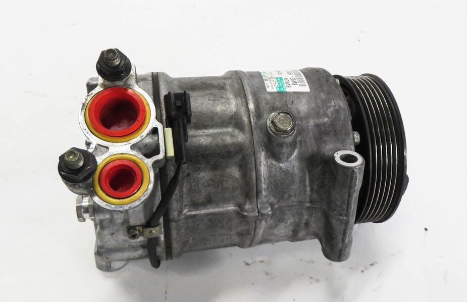 2010-2013 LAND ROVER LR4 - RANGE ROVER SPORT (L320) A/C AIR COMPRESSOR PUMP