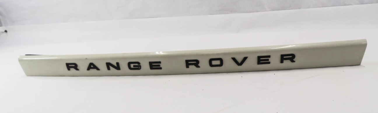 Thumbnail 2: 2010 RANGE ROVER SPORT (L320) REAR HATCH TRUNK TRIM PANEL (ALASKA WHITE 909)