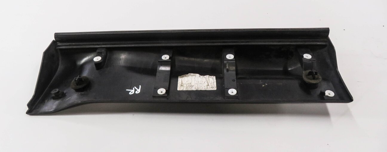 Thumbnail 4: 2010 RANGE ROVER SPORT (L320) RIGHT REAR DOOR LOWER MOULDING RUNNER TRIM