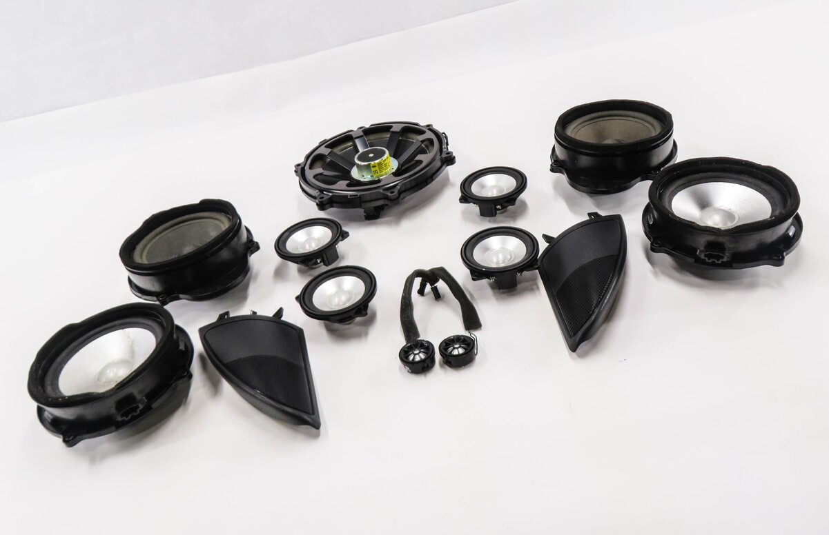 2010 RANGE ROVER SPORT (L320) RADIO STEREO LOGIC-7 AUDIO SUBWOOFER SPEAKER SET