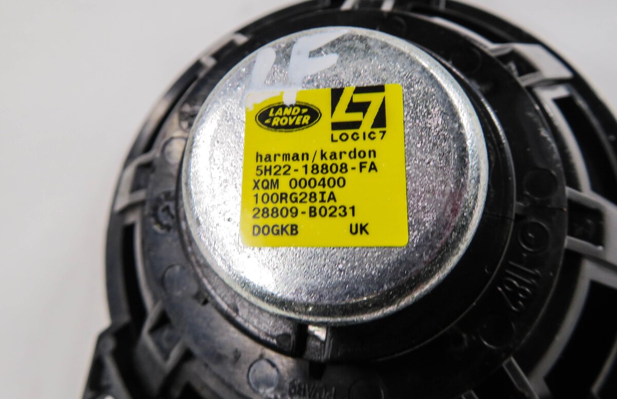 Thumbnail 20: 2010 RANGE ROVER SPORT (L320) RADIO STEREO LOGIC-7 AUDIO SUBWOOFER SPEAKER SET