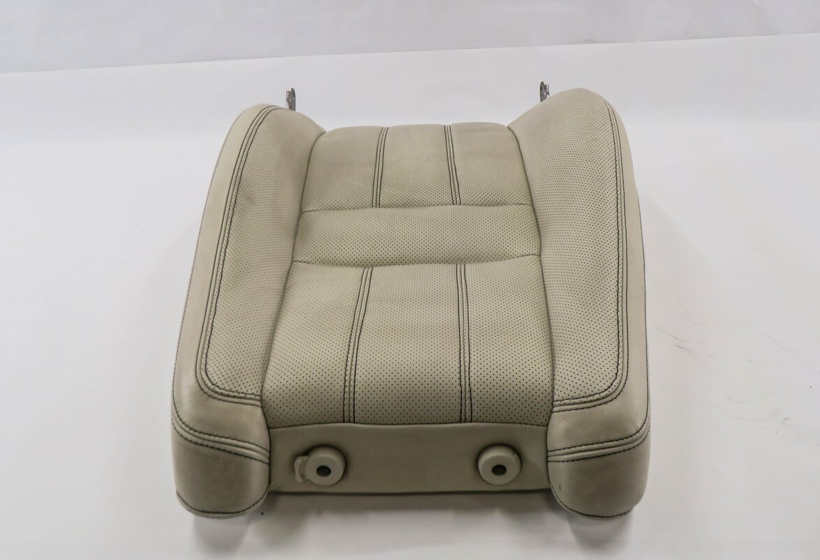 Thumbnail 3: 2010 RANGE ROVER SPORT (L320) PASSENGER - UPPER TOP HEATED SEAT CUSHION (IVORY)