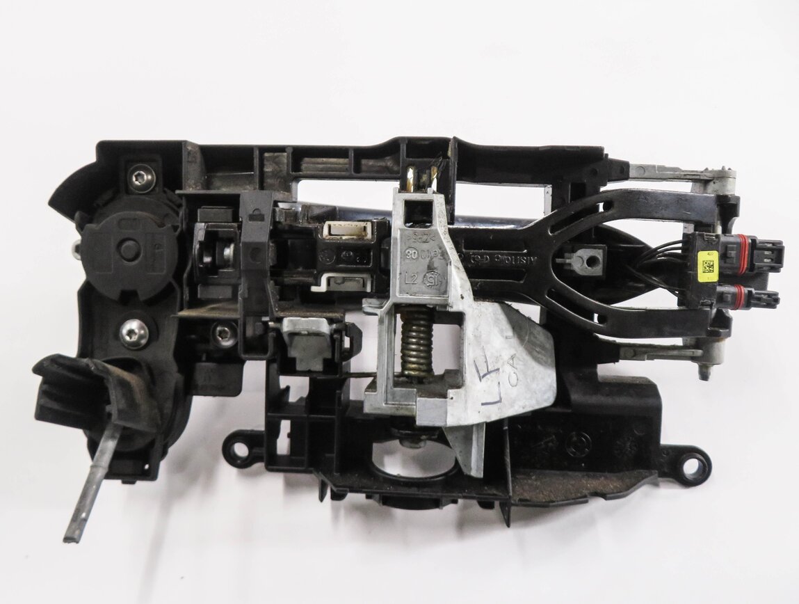 Thumbnail 4: 2014-2019 BMW M6 ///M (F06) GRAN COUPE - LEFT FRONT COMFORT DOOR HANDLE (GRAY)