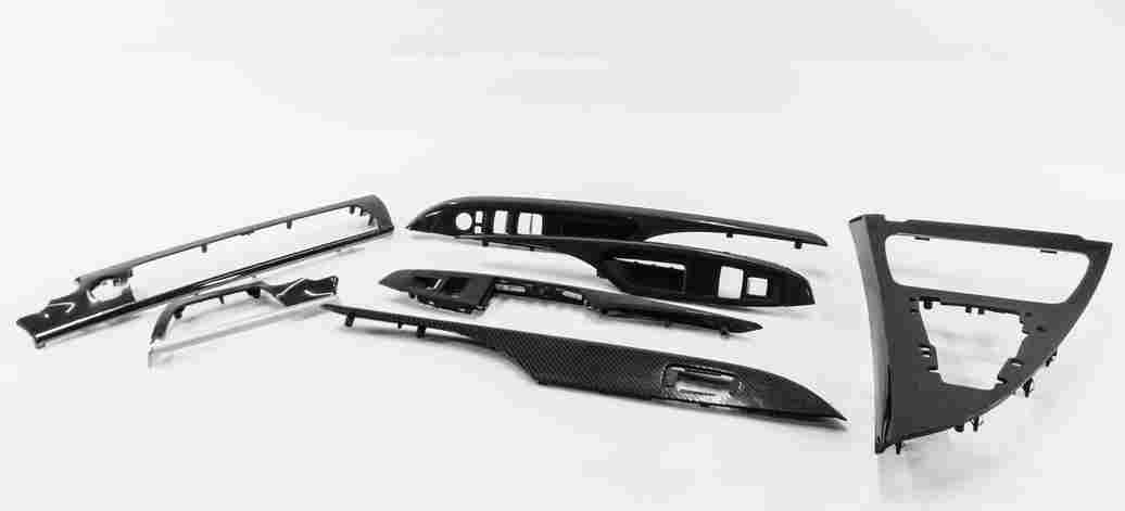 Thumbnail 2: 2016 BMW M6 ///M (F06) GRAN COUPE - DASH DOOR CONSOLE CARBON FIBER TRIM SET