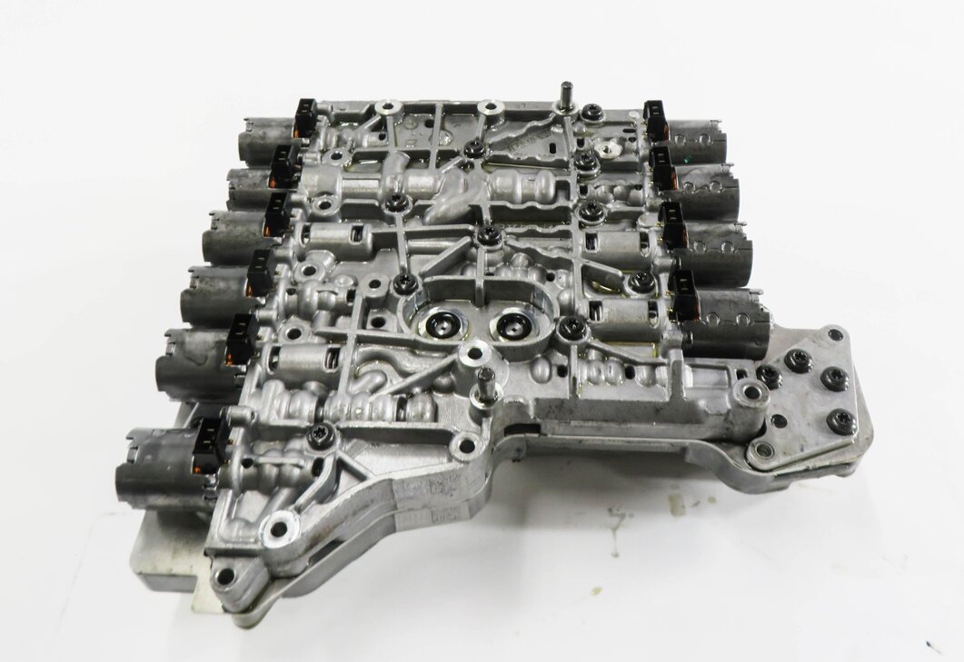 Thumbnail 3: 12-17 BMW M5 M6 ///M (F06 F10 F12 F13) DCT TRANSMISSION DRIVE LOGIC VALVE BODY