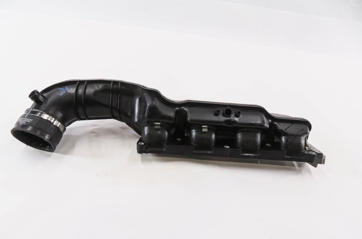 Thumbnail 2: 2012-2019 BMW M5 M6 ///M (F06 F12 F13) 4.4L S63 ENGINE - RIGHT INTAKE MANIFOLD
