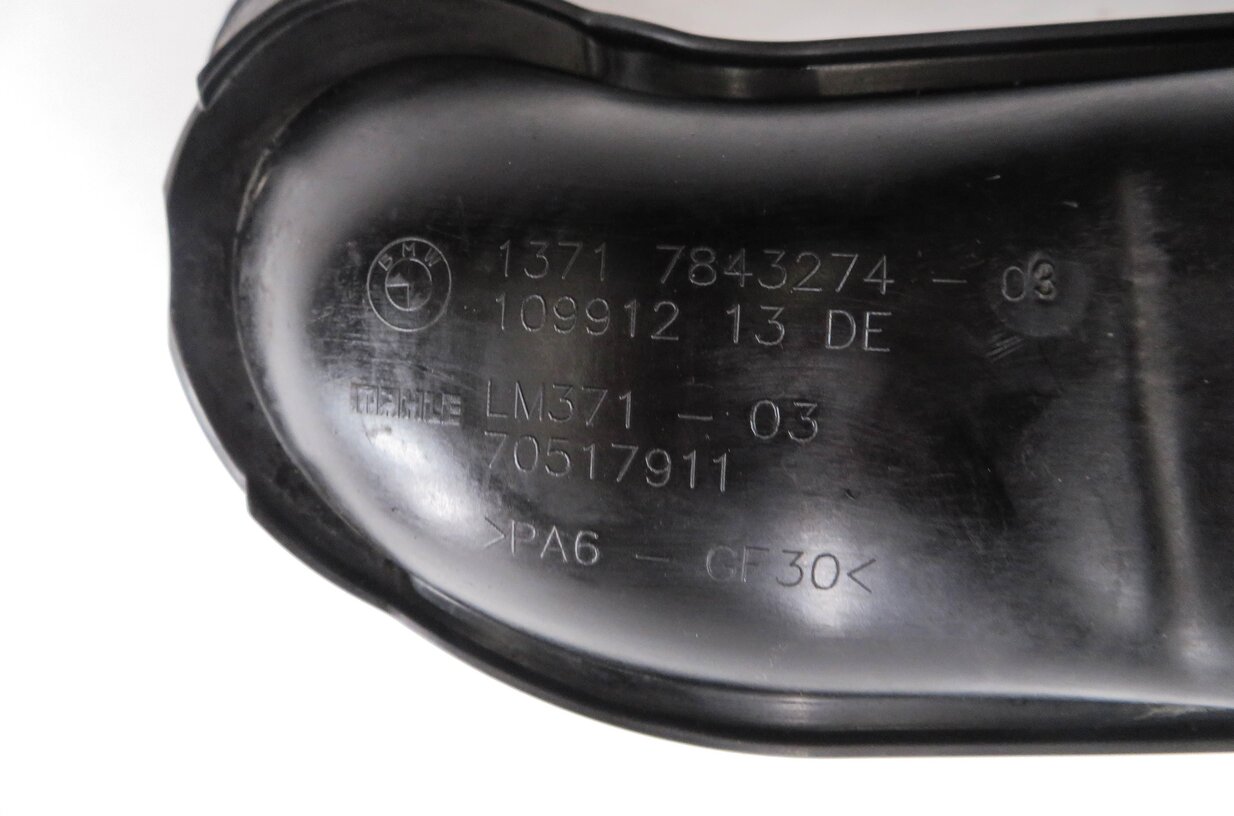 Thumbnail 4: 2012-2019 BMW M5 M6 ///M (F06 F12 F13) 4.4L S63 ENGINE - RIGHT INTAKE MANIFOLD
