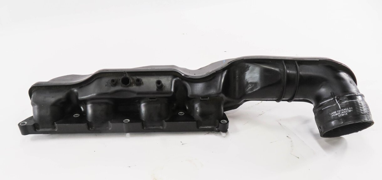 Thumbnail 2: 2012-2019 BMW M5 M6 ///M (F06 F12 F13) 4.4L S63 ENGINE - LEFT INTAKE MANIFOLD