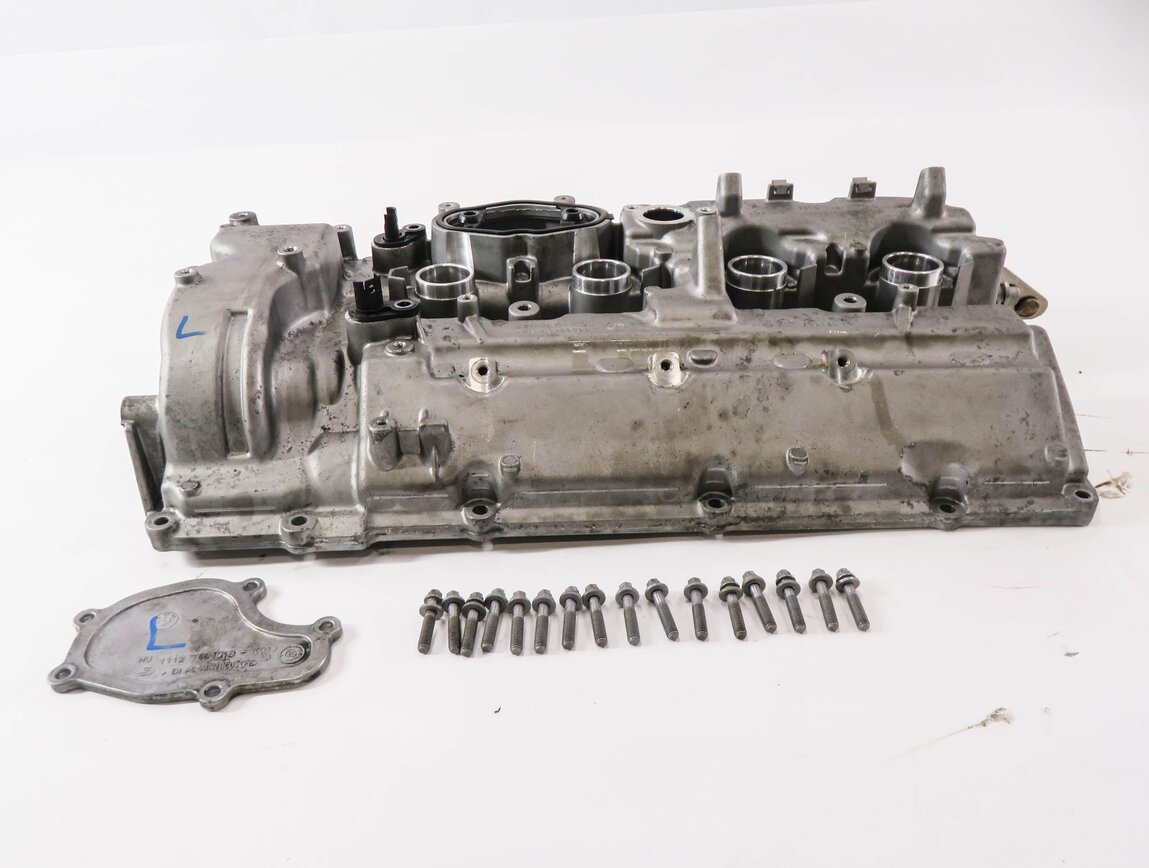 Thumbnail 2: 16-19 BMW 550iGT 650i M6 X5 X6 (F06 F07 F12 F13 F15 F16) 4.4L - LEFT VALVE COVER