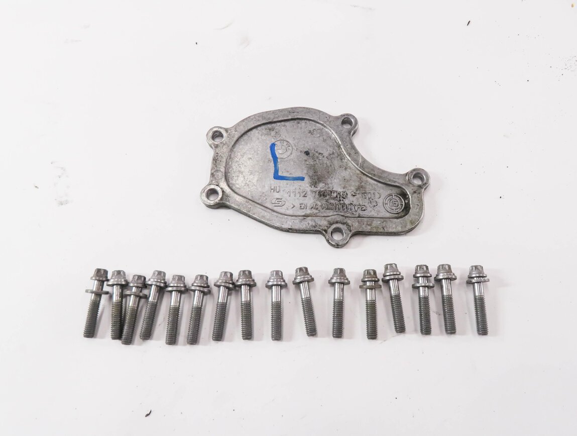 Thumbnail 3: 16-19 BMW 550iGT 650i M6 X5 X6 (F06 F07 F12 F13 F15 F16) 4.4L - LEFT VALVE COVER