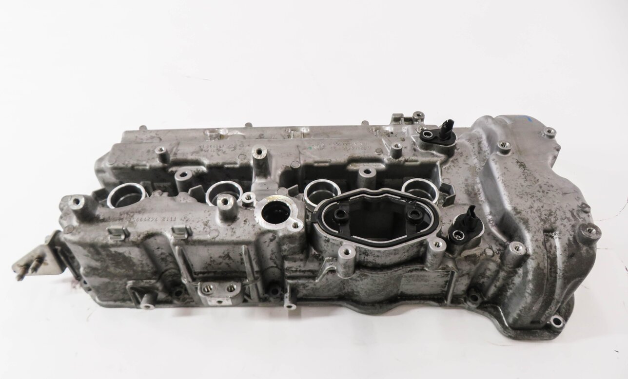 Thumbnail 6: 16-19 BMW 550iGT 650i M6 X5 X6 (F06 F07 F12 F13 F15 F16) 4.4L - LEFT VALVE COVER