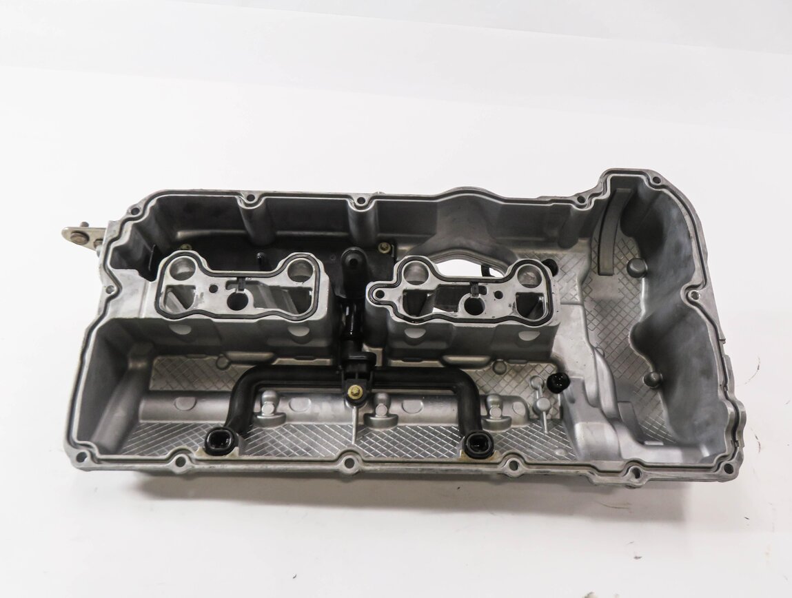 Thumbnail 7: 16-19 BMW 550iGT 650i M6 X5 X6 (F06 F07 F12 F13 F15 F16) 4.4L - LEFT VALVE COVER