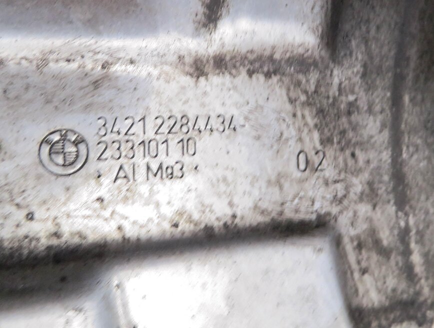 Thumbnail 4: 2012-2019 BMW M5 M6 ///M (F06 F10) RIGHT PASSENGER REAR SPINDLE KNUCKLE HUB
